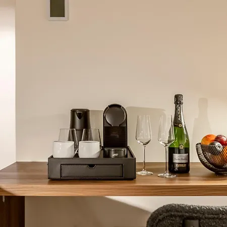 Le Madame By Sweett Hotel